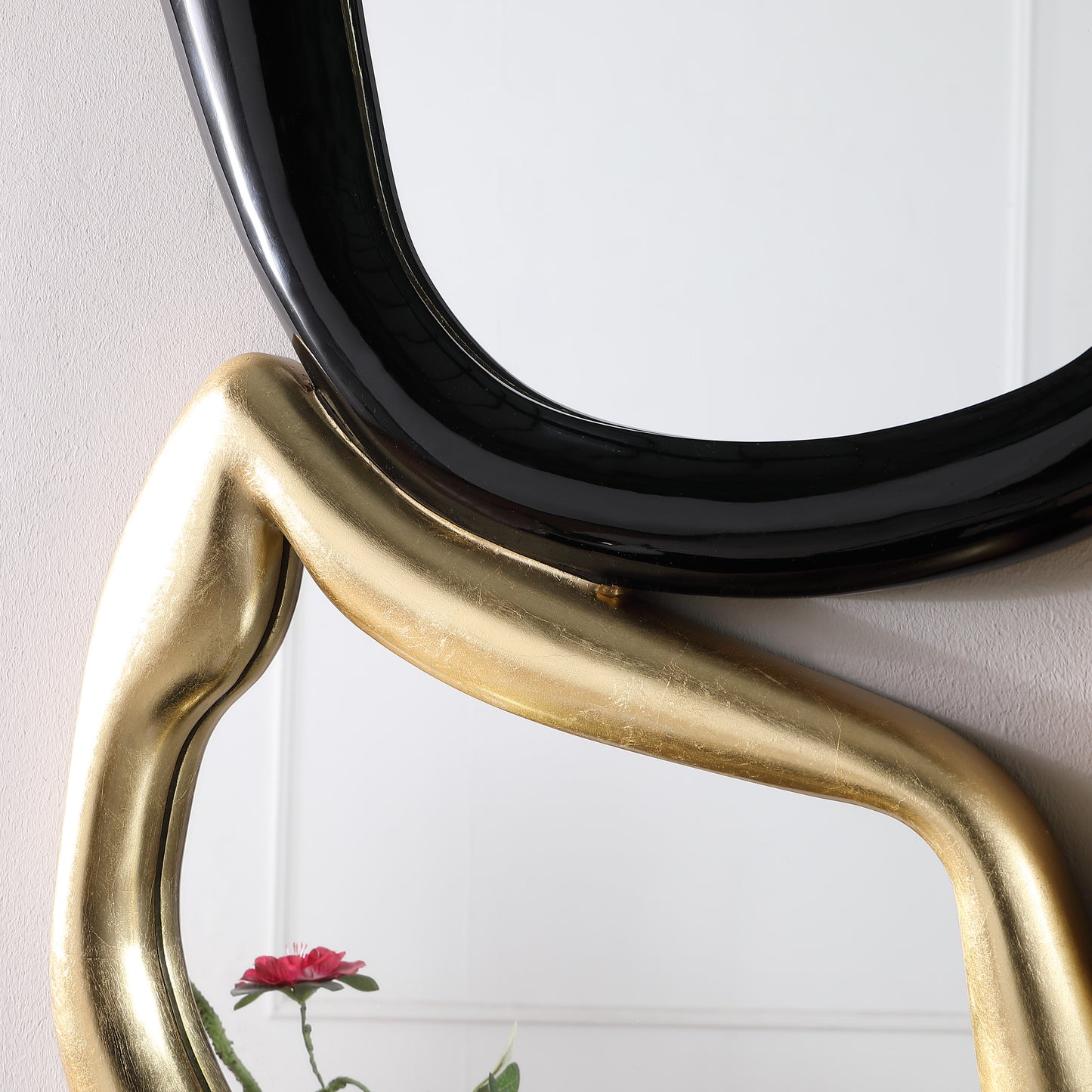 Valthera Ornate Console & Mirror Set – Black & Gold